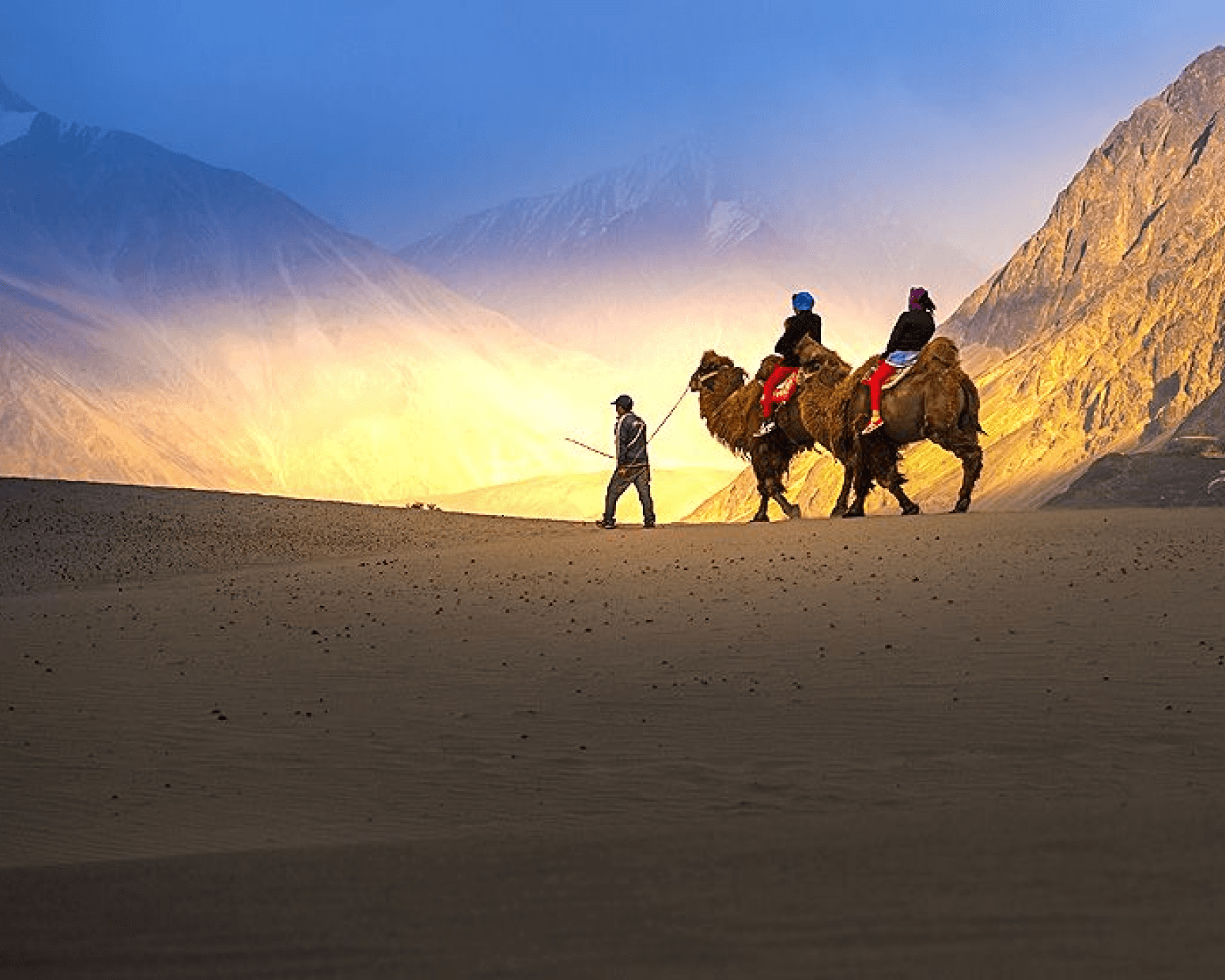 Hunder Sand Dunes Image